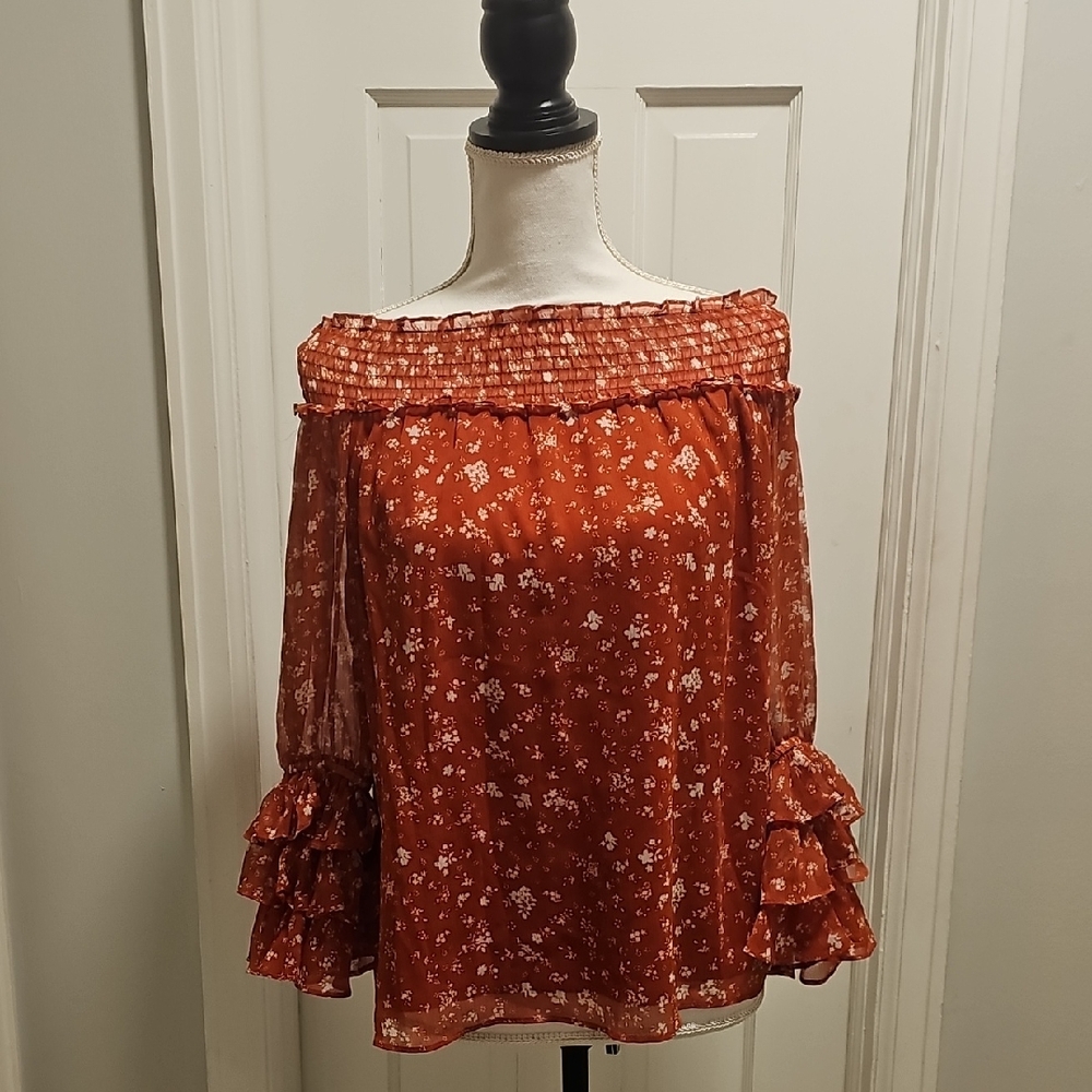 Floral Off-Shoulder Ruffle Top